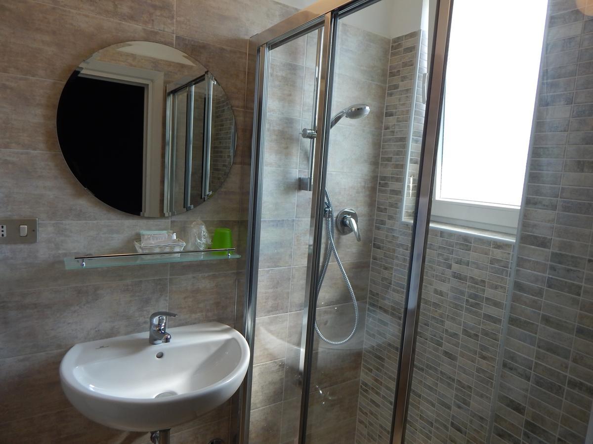 Hotel Vera Річчоне Екстер'єр фото