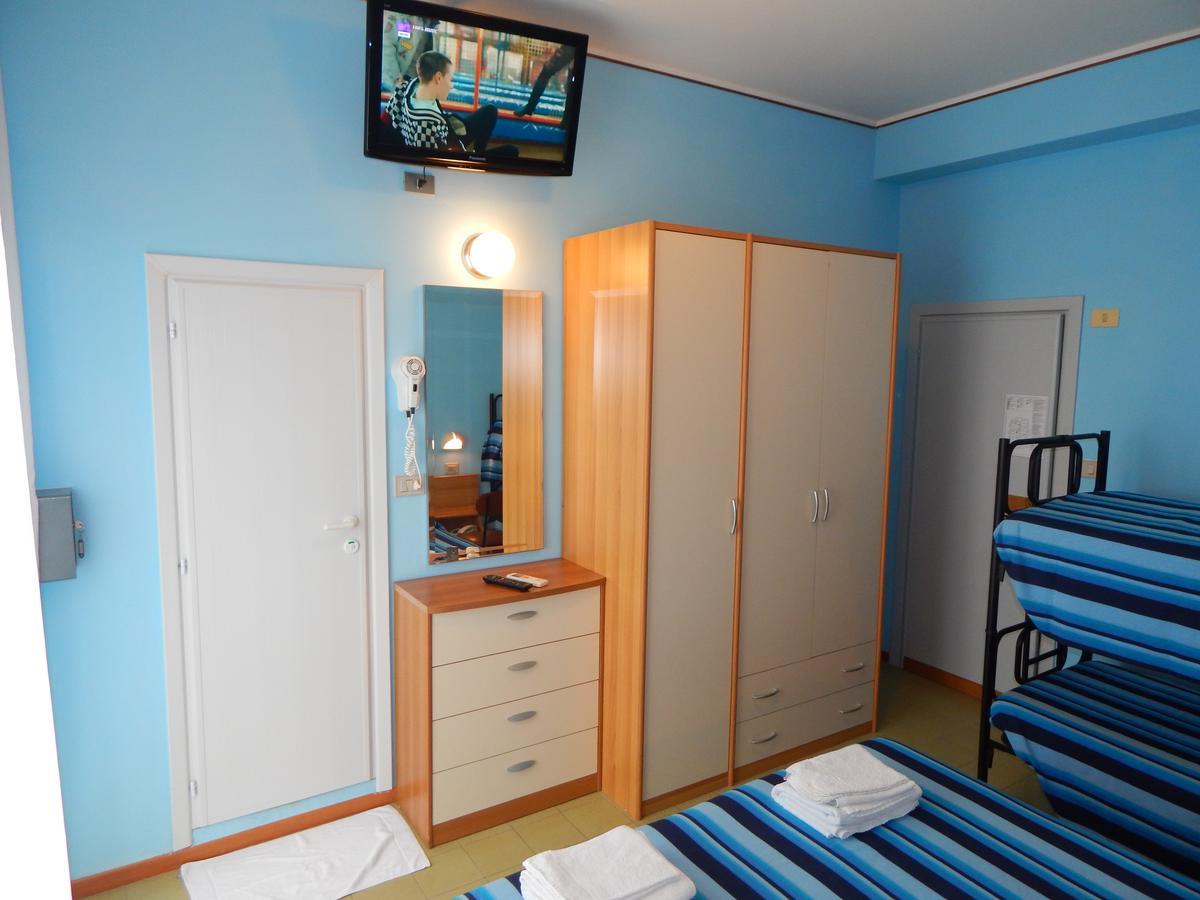 Hotel Vera Річчоне Екстер'єр фото